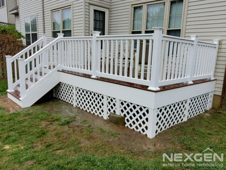 Small Deck Designs with Lattice