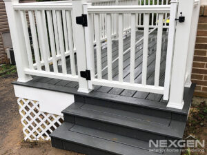 Small Deck Designs with Gate